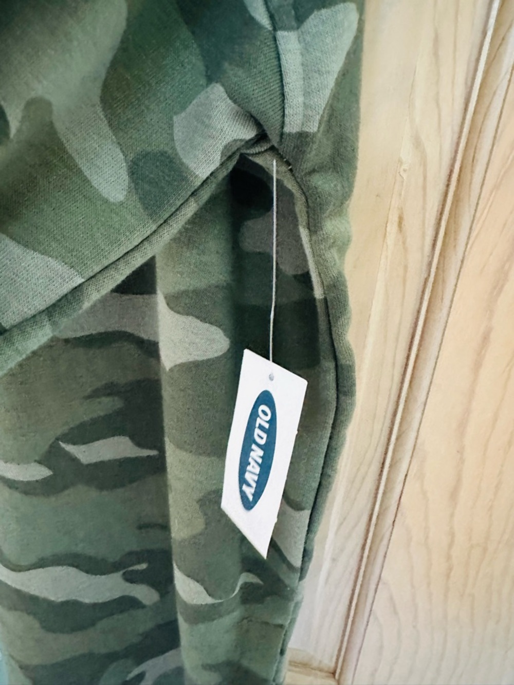 NWT Ladie’s Camo Tunic Sweatshirt - Picture 4 of 4